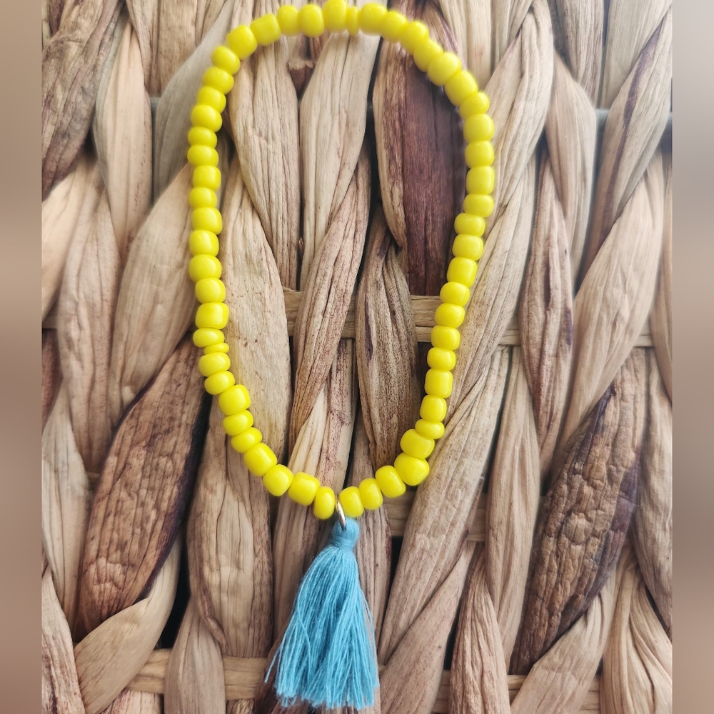 Colorful Beaded Bracelet Set With Pom Pom And Tassel - Picture 4 of 5